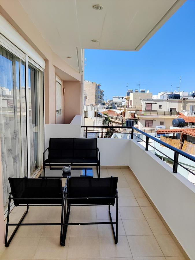 Apartment Center Oasis With A Pop Of Light Blue Heraklion (Crete)